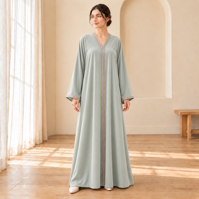 Abaya sauge bordée de rose champagne